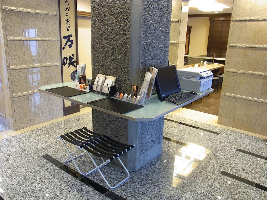 Tsuruga Manten Hotel Ekimae Экстерьер фото