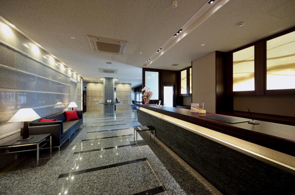 Tsuruga Manten Hotel Ekimae Экстерьер фото